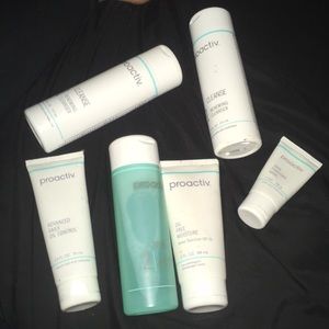 Proactiv bundle!🌼